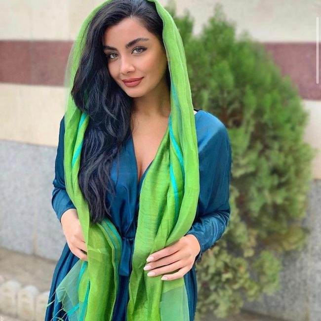 نگار شیرازی کیست؟ | بیوگرافی سکسی ترین مدل با حجاب ایرانی