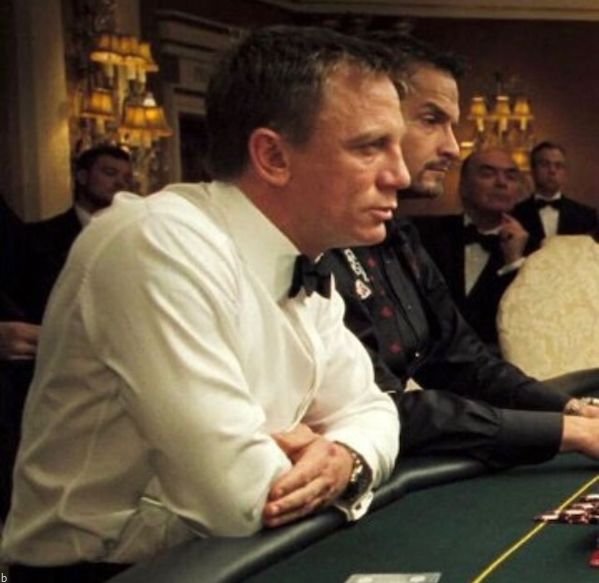 علاقه ی نقش بازیگر جیمز باند به پوکر و برد های 50 میلیون دلاری  (+عکس)