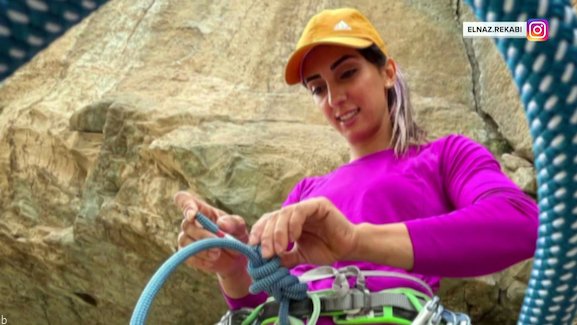 10 حقایق جالب از زندگی الناز رکابی | دختر صخره نورد ایرانی که بدون حجاب مسابقه داد (+عکس)